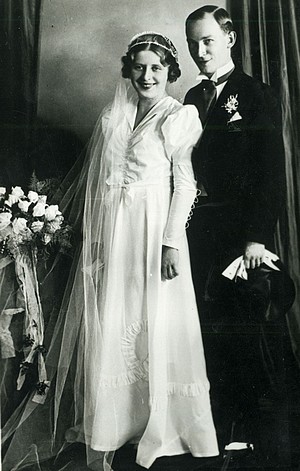 Dsida Jenő és Imbery Melinda esküvői fotója